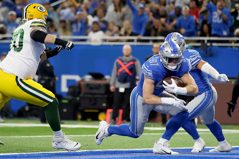 Green Bay Packers v Detroit Lions